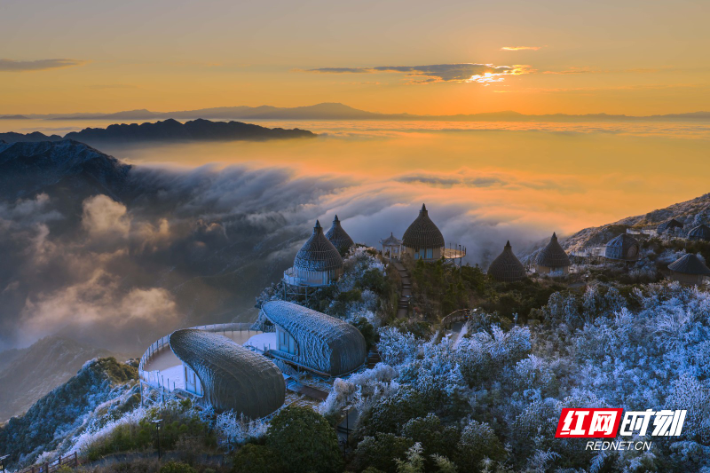 回龙山雪景日出3 车天雪 摄.jpg