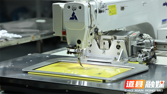 道县：企业订单旺 扩产招工忙3_副本.png