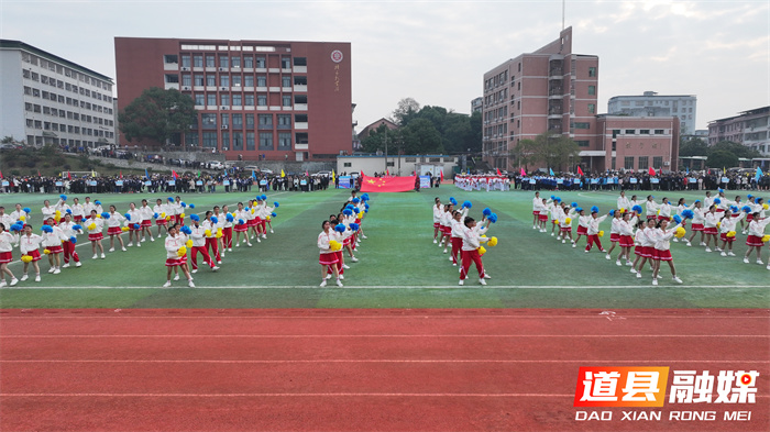 1219青春飞扬展风采 阳光体育铸未来——道县第43届中小学生运动会开幕 (2)1_副本.jpg